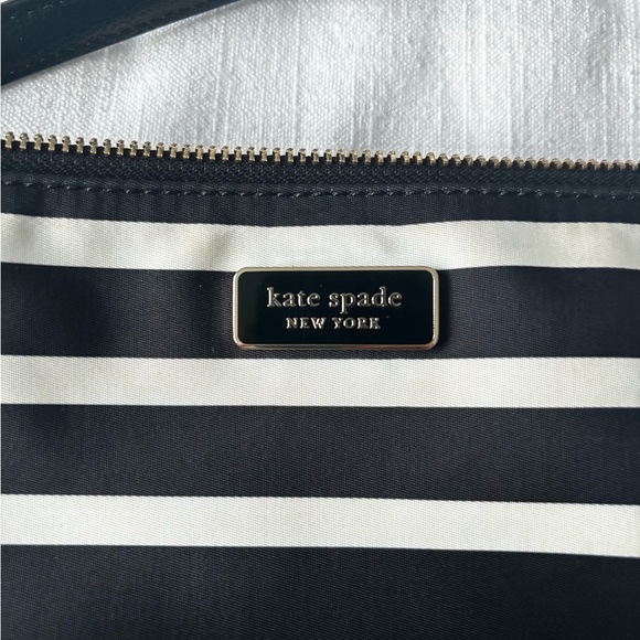 Kate Spade Crossbody Bag - Picture 3 of 6